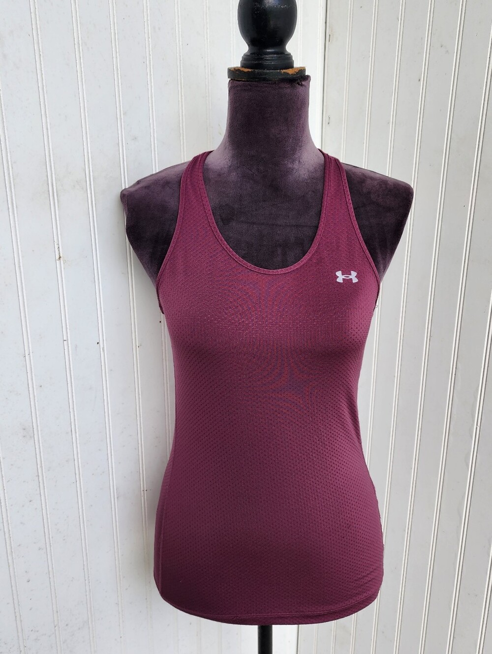 Under Armour Women's HeatGear® Racer Tank MD Purple Burgundy Mesh XS